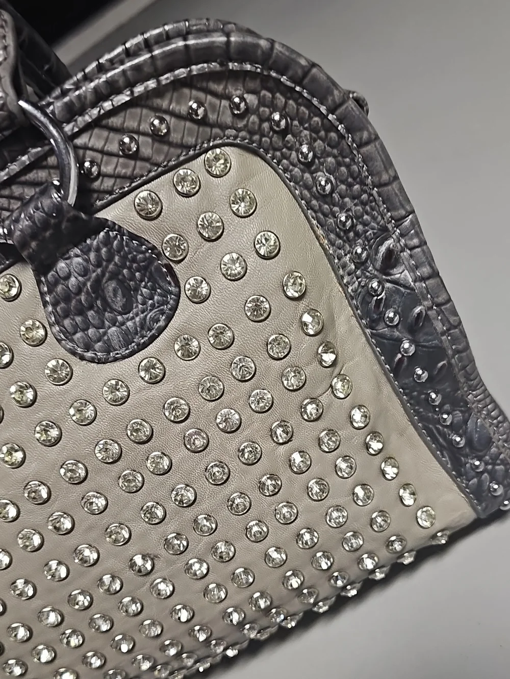 Grey Croc Leatherette Crystal Srud Silver Satchel Purse Bag Crossbody EUC